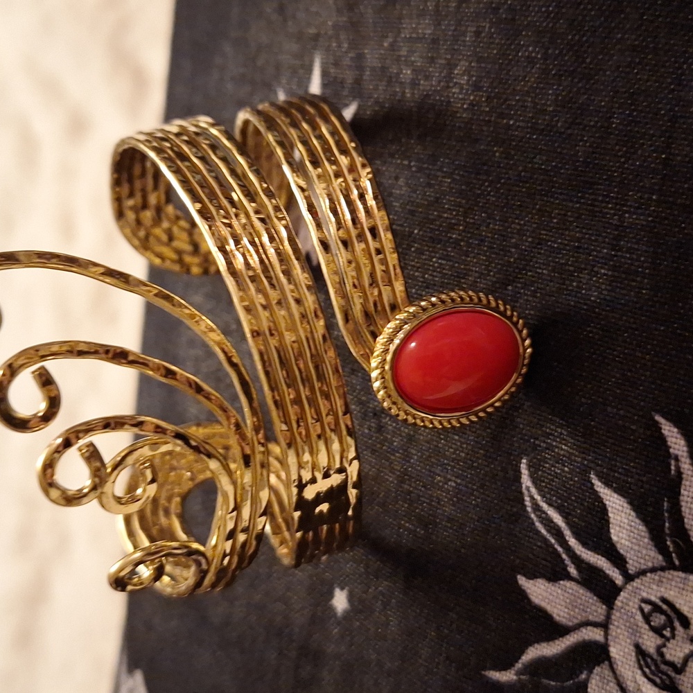 Like new Cuff Bracelet